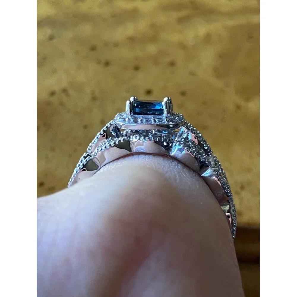 Natural London Blue Topaz Sterling Silver Ring Set Size 9